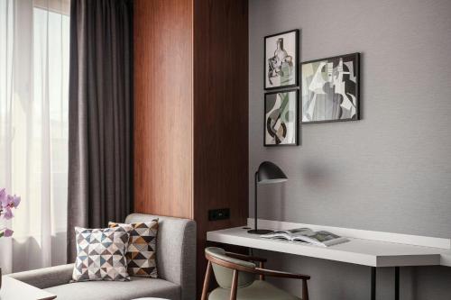 Habitación Superior - 2 camas grandes del hotel Prague Marriott. Foto 1