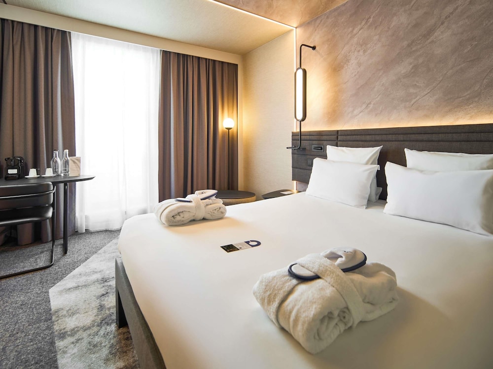 Habitación ejecutiva, 1 cama doble, balcón del hotel Novotel Praha Wenceslas Square. Foto 8