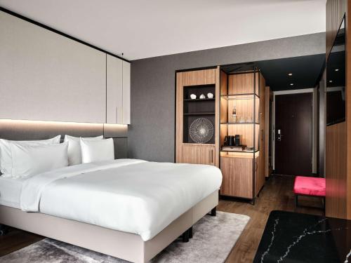 Habitación Premium Collection del hotel Radisson Collection Berlin. Foto 3