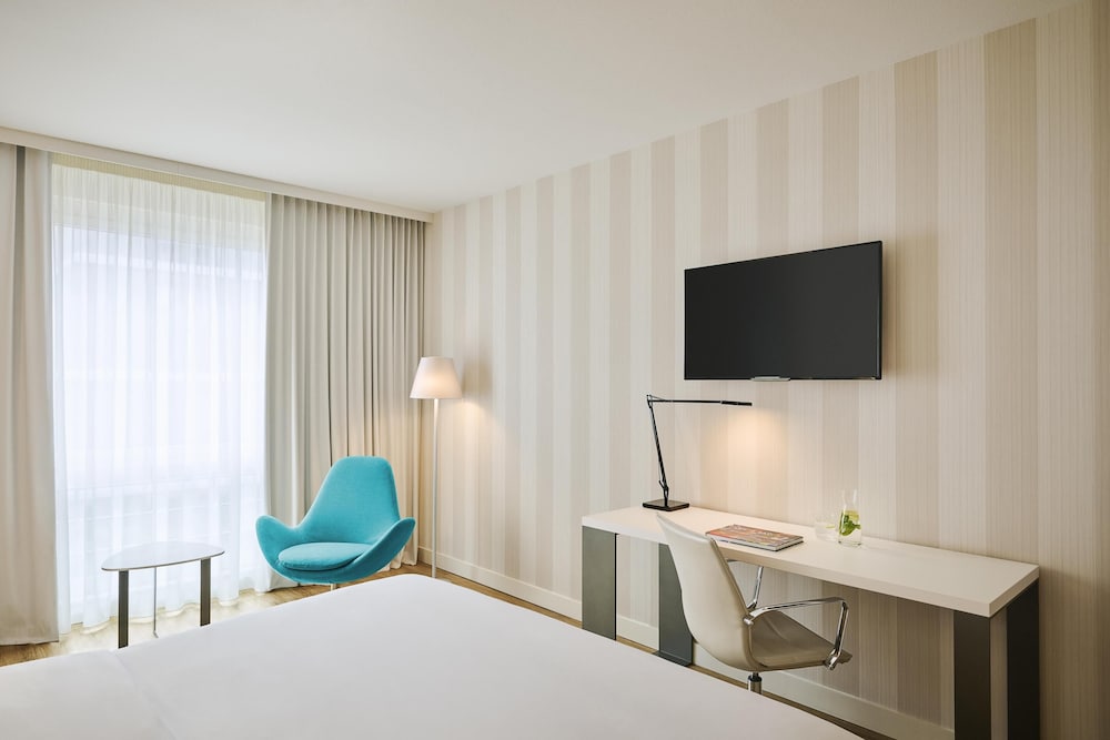 Habitación superior del hotel Nh Berlin Alexanderplatz. Foto 10