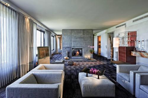 Suite Presidencial de 2 dormitorios del hotel Sheraton Berlin Grand Hotel Esplanade