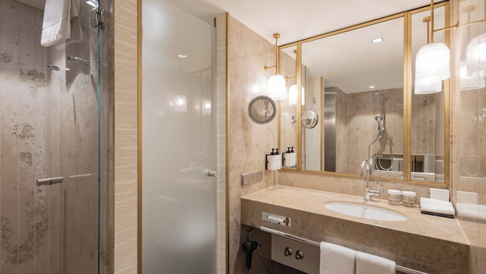 Habitación Premium, 1 cama de matrimonio grande del hotel Intercontinental Berlin, An Ihg. Foto 4