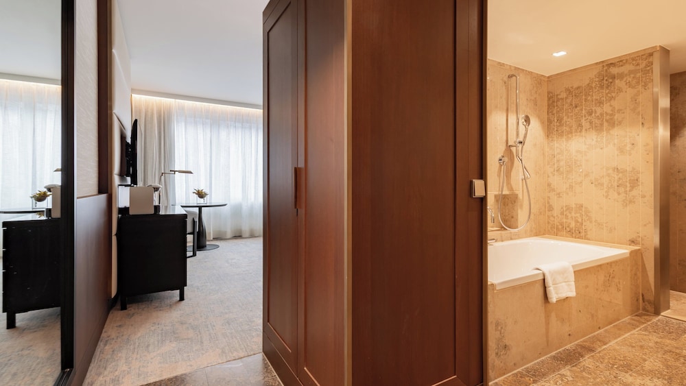 Habitación Premium, 1 cama de matrimonio grande del hotel Intercontinental Berlin, An Ihg. Foto 5