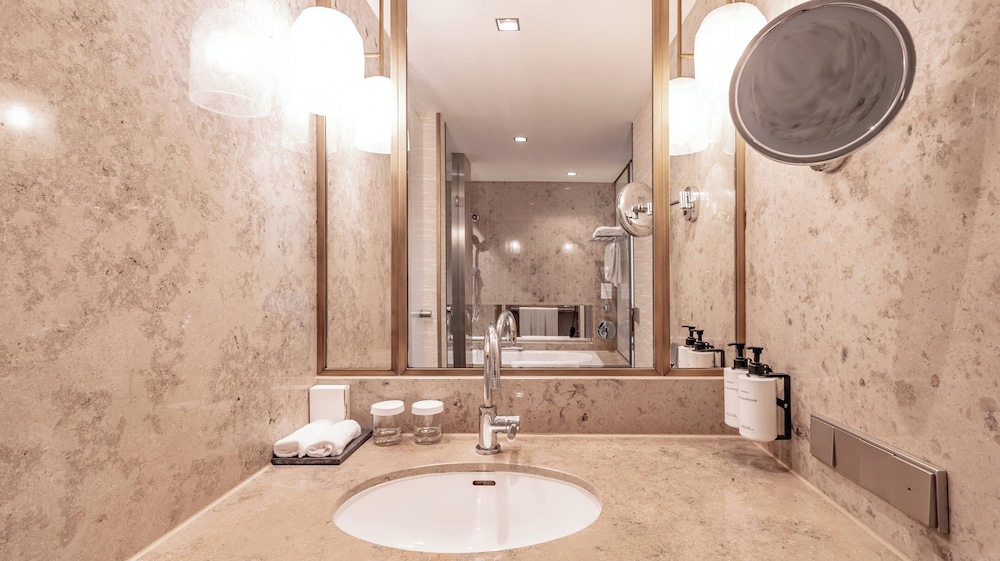 Habitación Premium, 1 cama de matrimonio grande del hotel Intercontinental Berlin, An Ihg. Foto 6