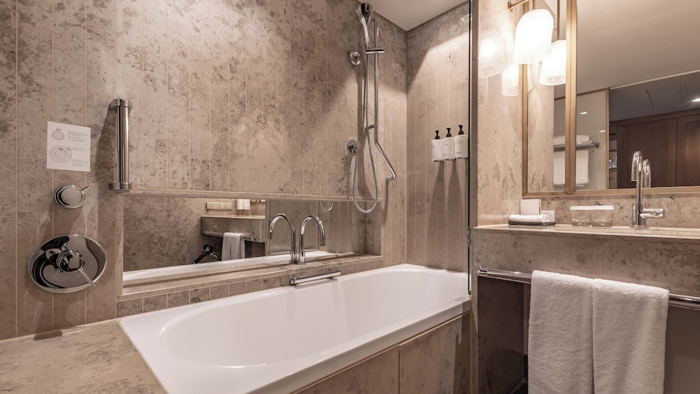 Habitación Premium, 1 cama de matrimonio grande del hotel Intercontinental Berlin, An Ihg. Foto 11