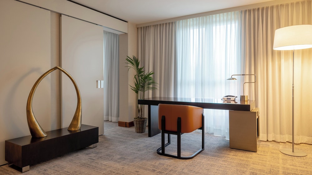 Suite Signature, 1 cama de matrimonio grande del hotel Intercontinental Berlin, An Ihg. Foto 3