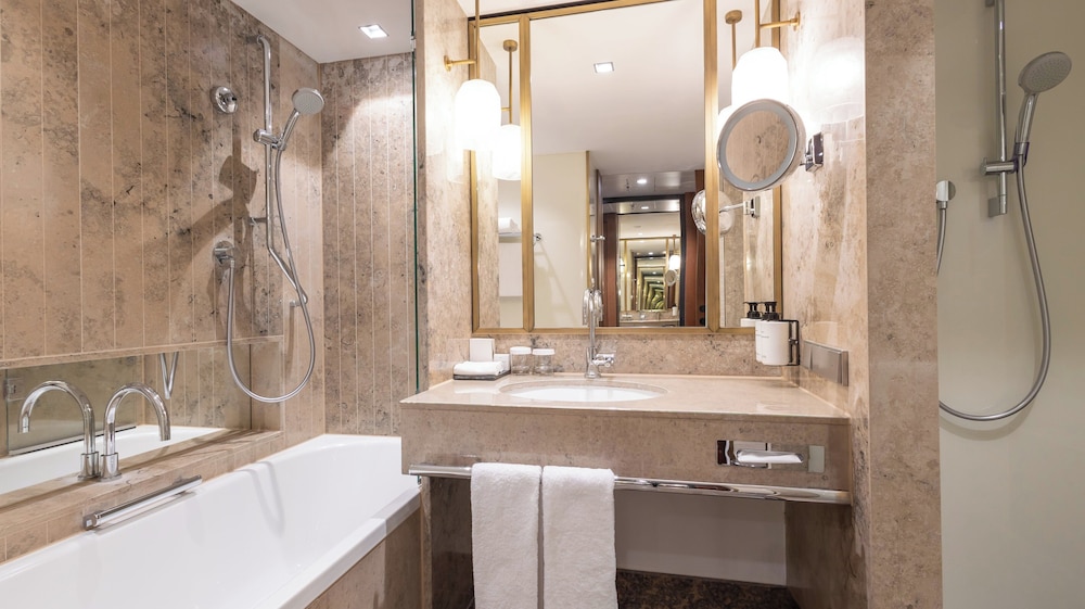 Habitación clásica, 2 camas individuales, Acceso al salón del club del hotel Intercontinental Berlin, An Ihg. Foto 9