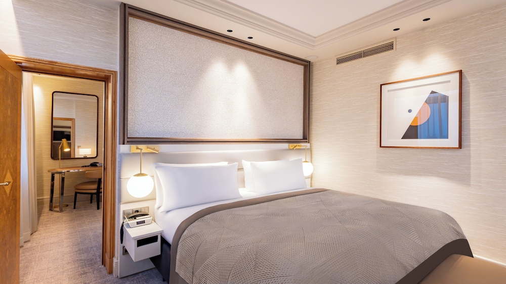 Habitación junior, 1 cama de matrimonio grande del hotel Intercontinental Berlin, An Ihg. Foto 13