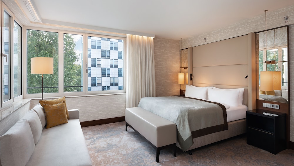 Habitación Premium, 1 cama de matrimonio grande del hotel Intercontinental Berlin, An Ihg. Foto 1