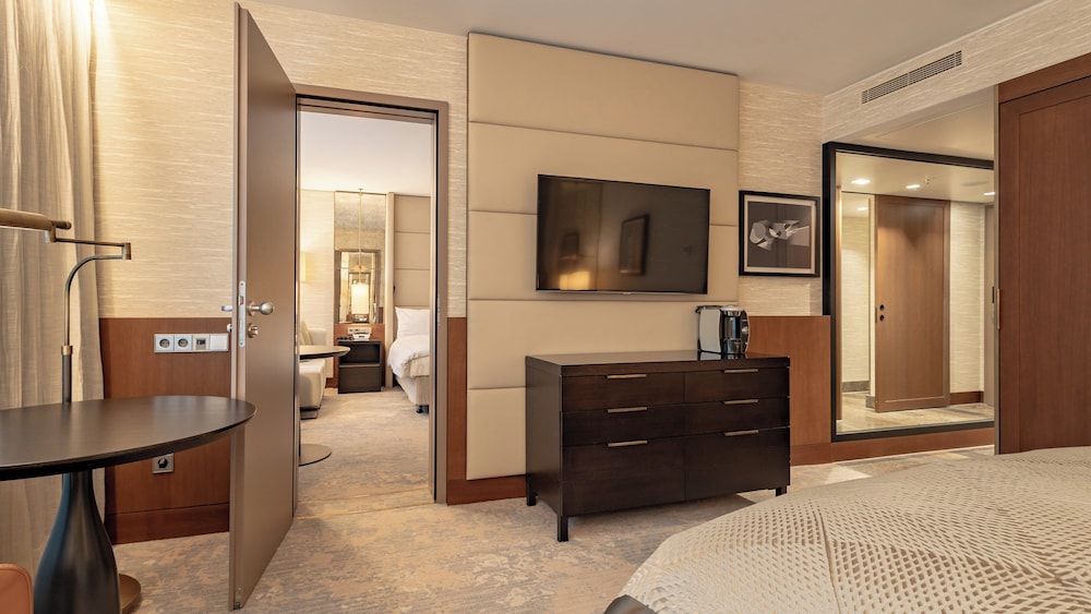 Habitación clásica, 2 camas individuales del hotel Intercontinental Berlin, An Ihg. Foto 6