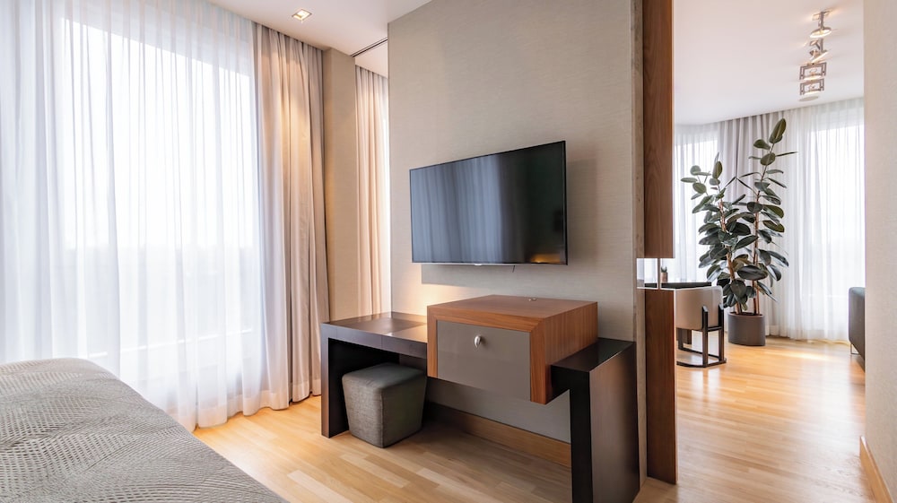 Suite, en esquina (Prestige Corner) del hotel Intercontinental Berlin, An Ihg. Foto 2