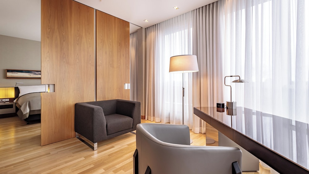 Suite, en esquina (Prestige Corner) del hotel Intercontinental Berlin, An Ihg. Foto 3