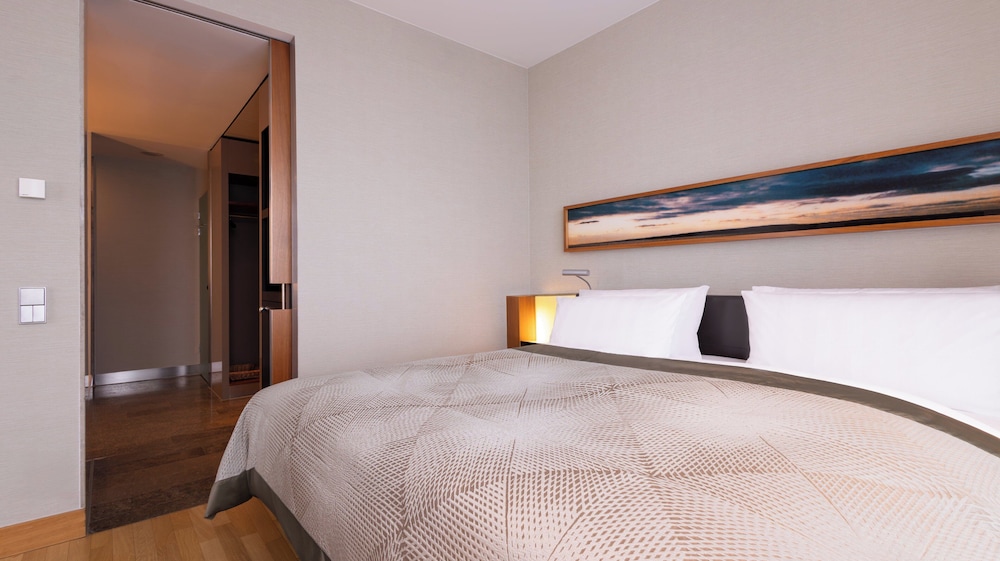 Suite, en esquina (Prestige Corner) del hotel Intercontinental Berlin, An Ihg. Foto 5