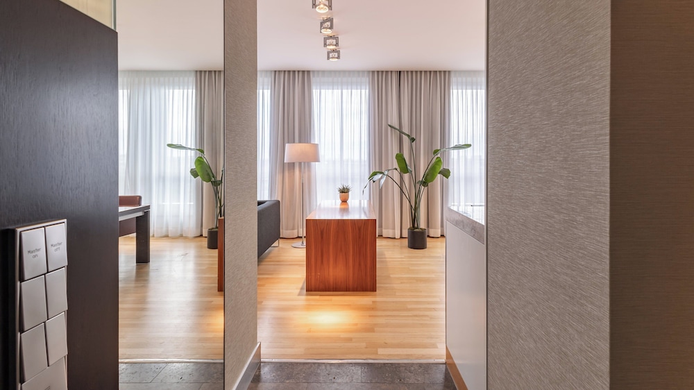 Suite, en esquina (Prestige Corner) del hotel Intercontinental Berlin, An Ihg. Foto 6