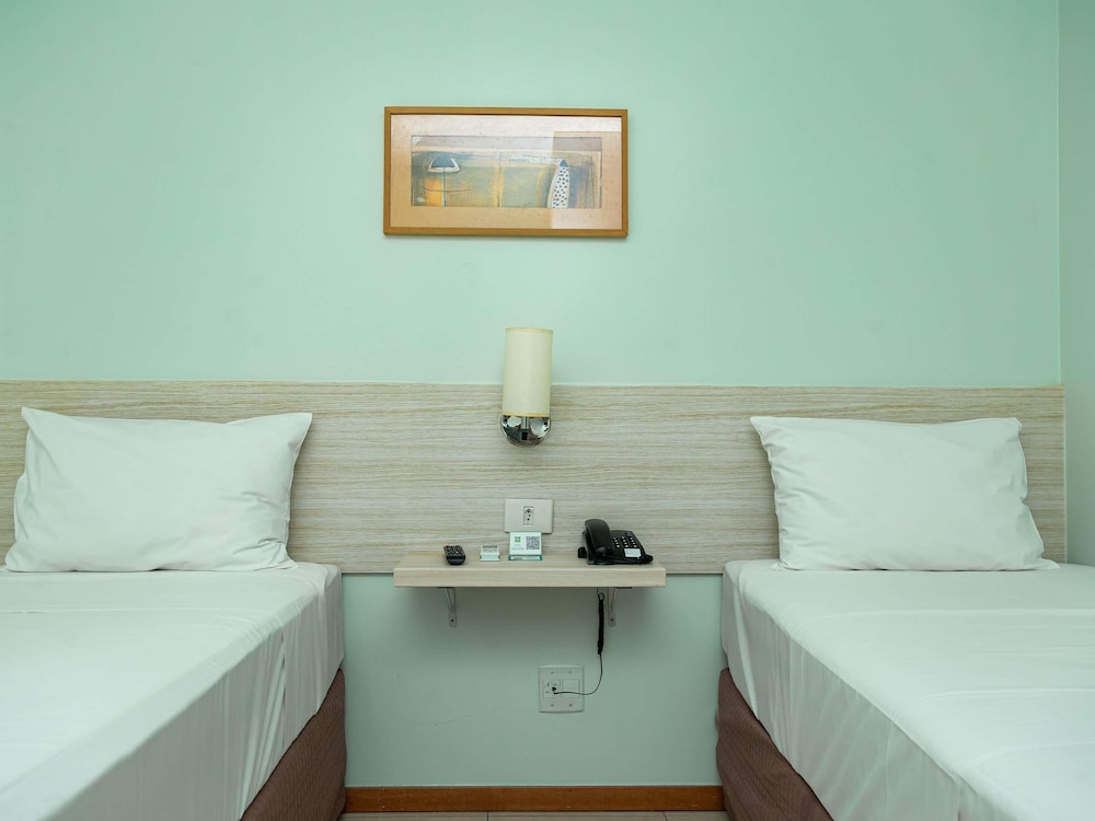 Habitación estándar, 2 camas individuales del hotel Ibis budget Belém Batista Campos. Foto 2