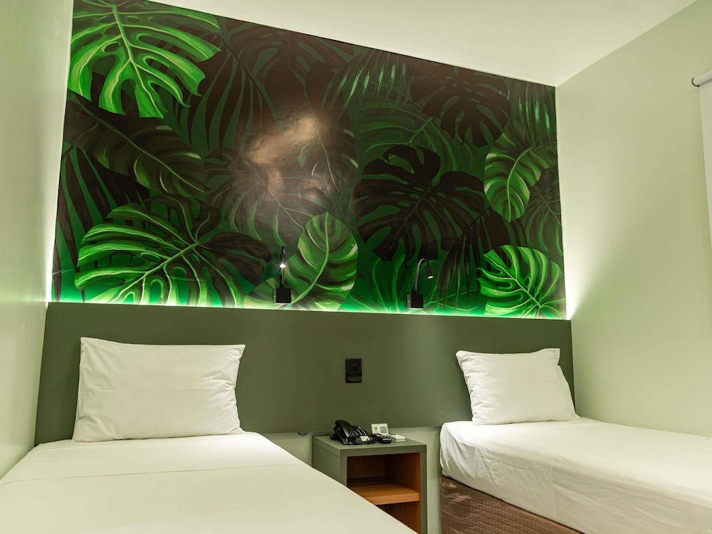 Habitación superior, 2 camas individuales del hotel Ibis budget Belém Batista Campos. Foto 6