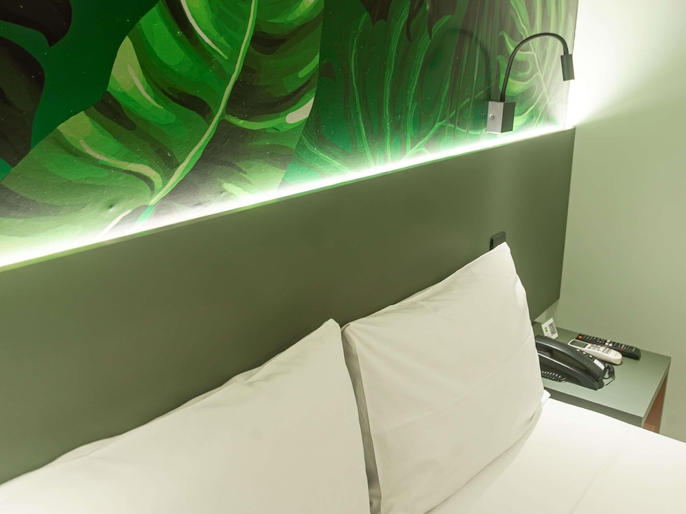 Habitación superior, 1 cama doble del hotel Ibis budget Belém Batista Campos. Foto 6