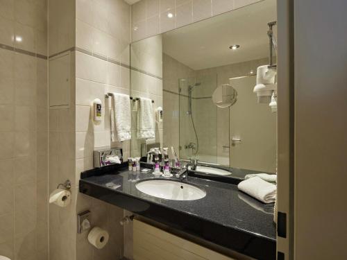 Habitación Doble Estándar - 2 camas del hotel Mercure Hotel Severinshof Koeln City. Foto 3