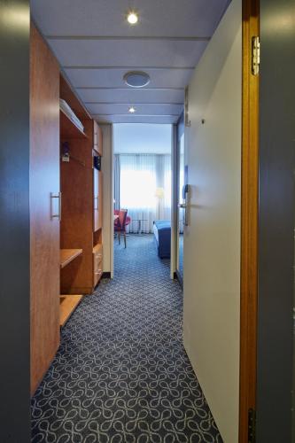 Habitación Estándar - Cama extragrande del hotel Mercure Hotel Severinshof Koeln City. Foto 1