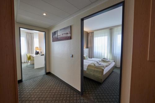 Suite Superior del hotel Mercure Hotel Severinshof Koeln City. Foto 6
