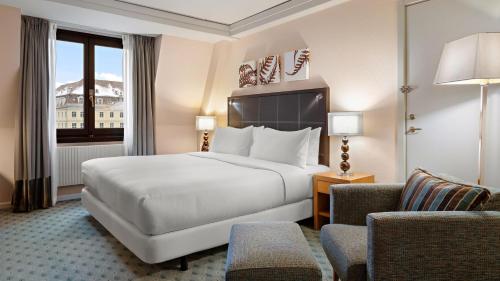 Habitación Doble Deluxe del hotel Hilton Dresden. Foto 3