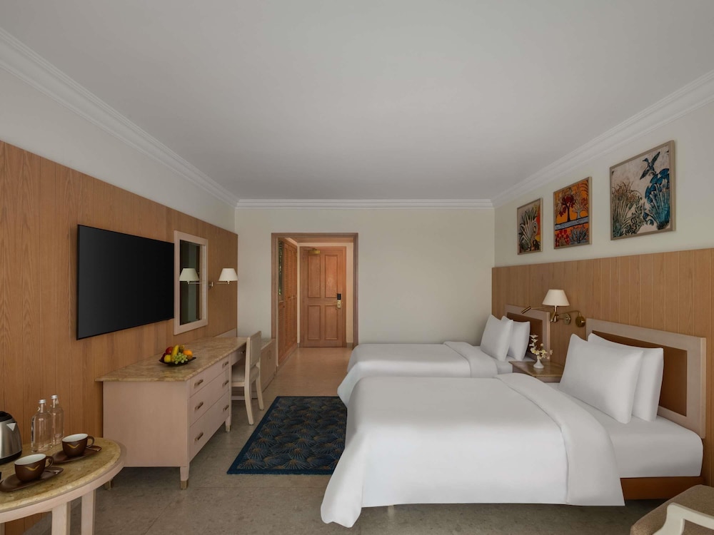 Habitación clásica con 2 camas individuales, 2 camas individuales del hotel Mövenpick Resort Taba. Foto 3