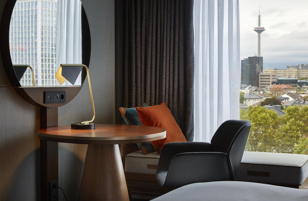 Habitación, 2 camas individuales (Park or City View) del hotel Hilton Frankfurt City Centre. Foto 2