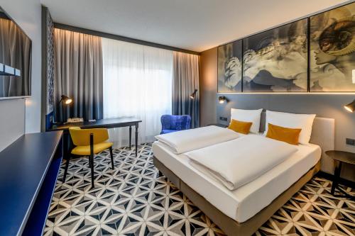 Habitación Doble Estándar del hotel Mercure Freiburg Am Munster. Foto 8