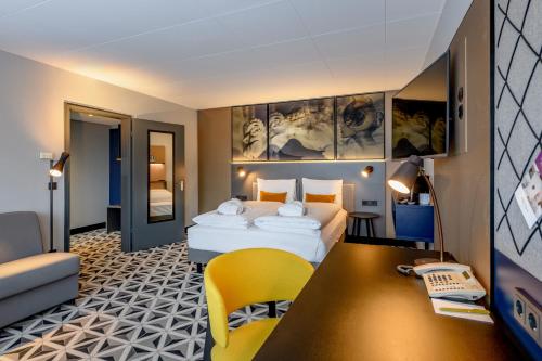 Habitación Doble Superior del hotel Mercure Freiburg Am Munster. Foto 8