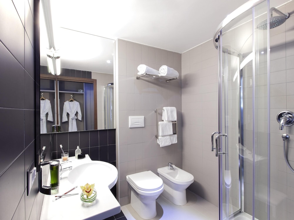 Habitación doble superior, 1 cama doble del hotel Ibis Styles Roma Eur. Foto 2