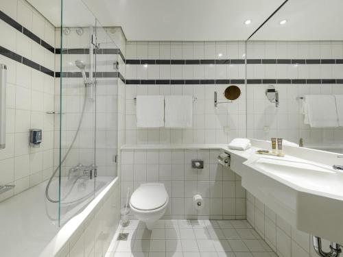 Habitación Doble Superior del hotel Novotel Freiburg Am Konzerthaus. Foto 2