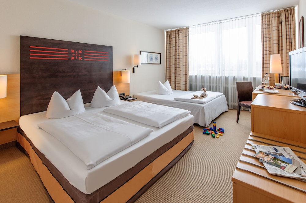 Habitación Privilegiada con cama doble del hotel Mercure Garmisch Partenkirchen. Foto 1