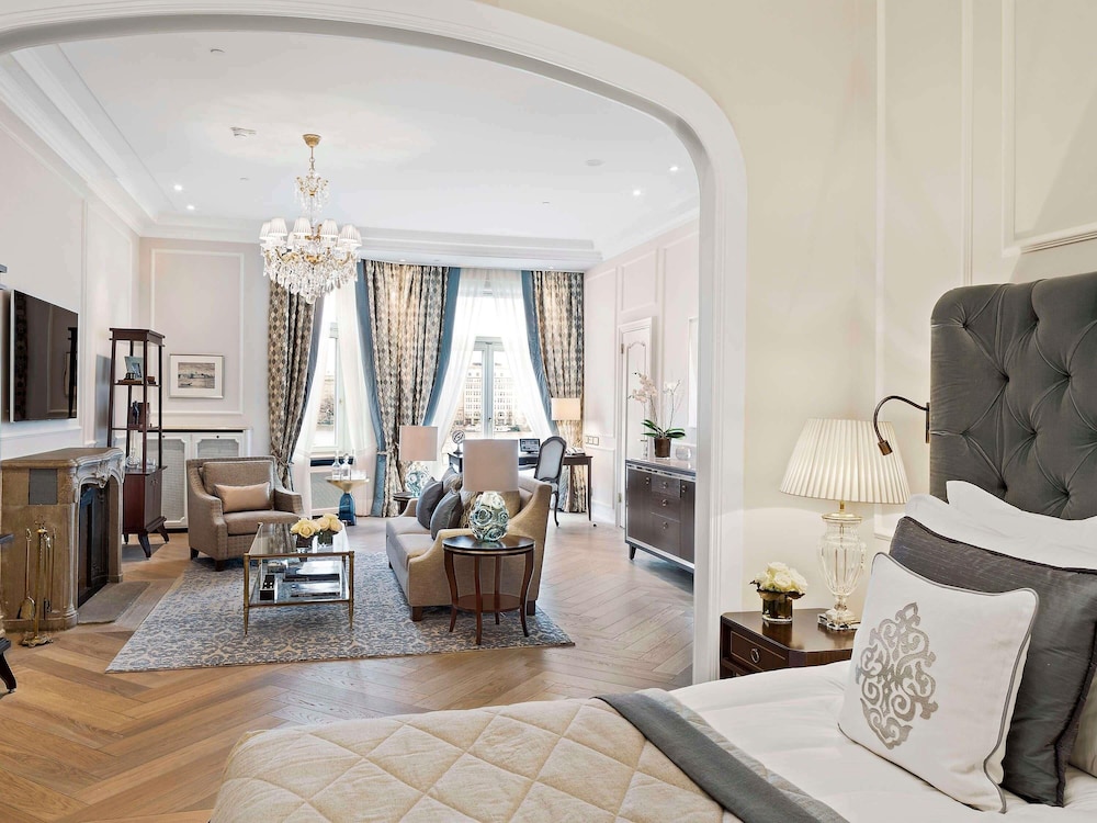 CELEBRITY SUITE del hotel Fairmont Vier Jahreszeiten Hamburg