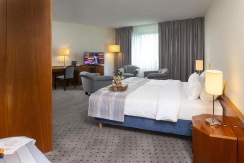 Habitación Familiar Superior del hotel Maritim Airport Hannover. Foto 4