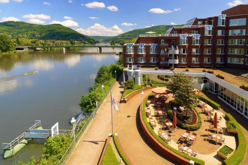 Habitación con vistas al río - 1 cama extragrande del hotel Heidelberg Marriott. Foto 1