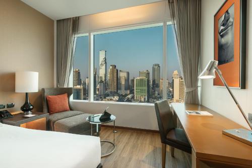 Habitación Superior Sky Mahanakhon del hotel Eastin Grand Sathorn Bangkok. Foto 3