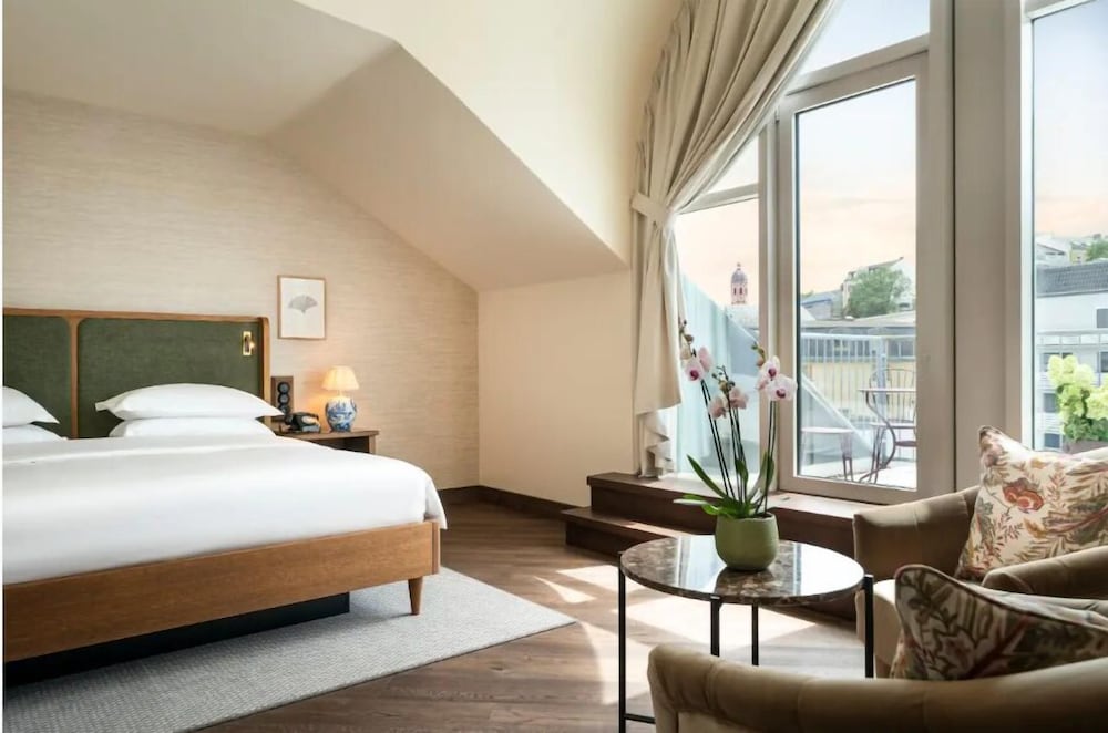 1 Cama King con Balcón del hotel Brunfels Hotel, in the Unbound Collection by Hyatt