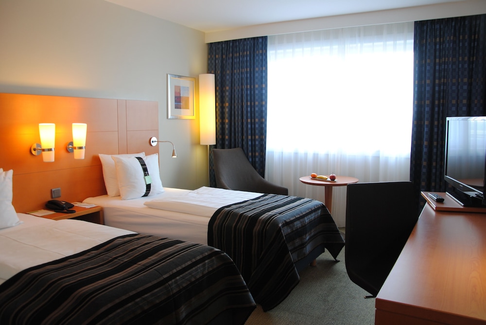 Habitación estándar, 2 camas individuales del hotel Holiday Inn Munich - City Centre, An Ihg. Foto 2