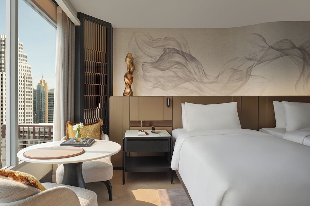 Habitación Deluxe con 2 camas individuales, 2 camas individuales del hotel Fairmont Bangkok Sukhumvit. Foto 1