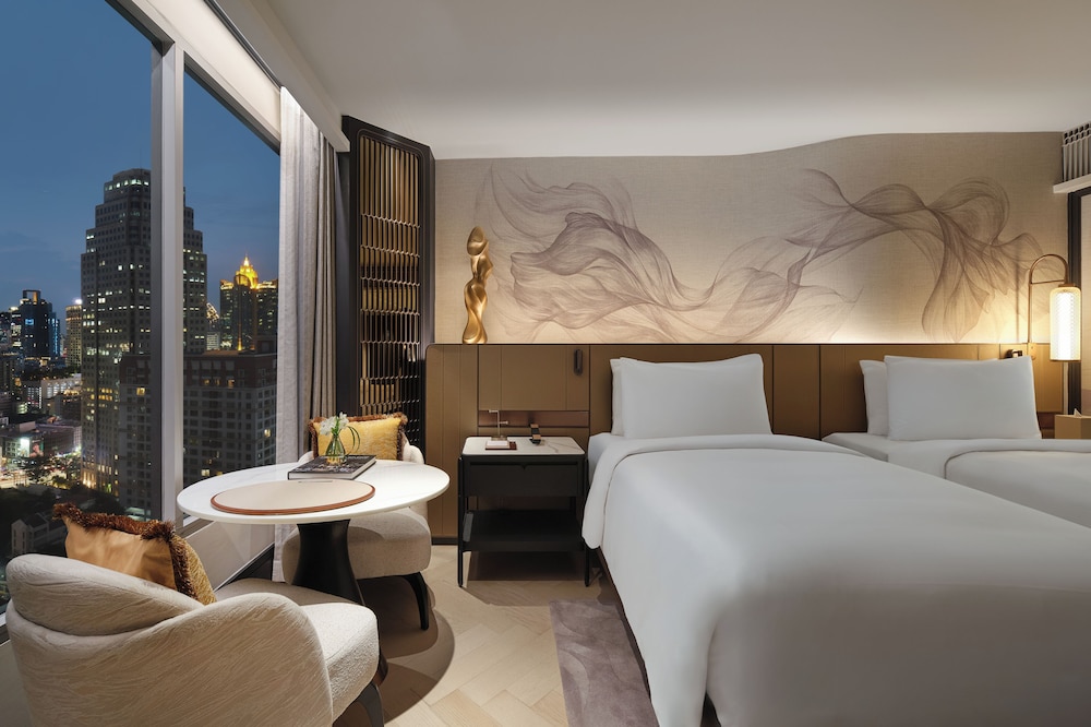 Fairmont Gold, Habitación Deluxe con 2 camas individuales, 2 camas individuales del hotel Fairmont Bangkok Sukhumvit. Foto 1