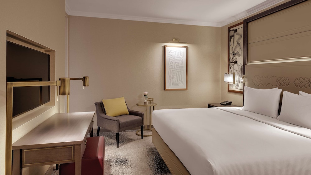 Habitación ejecutiva, 1 cama de matrimonio grande (Plus) del hotel Hilton Munich City. Foto 1
