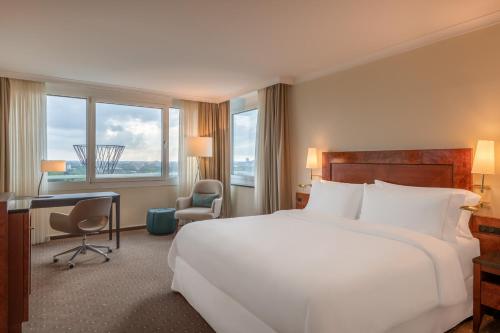 Westin Club Room, Guest room, 1 Queen del hotel The Westin Grand Munich. Foto 1
