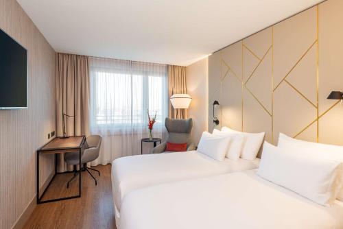 Habitación Doble Superior - 1 o 2 camas del hotel Nh Collection München Bavaria. Foto 3