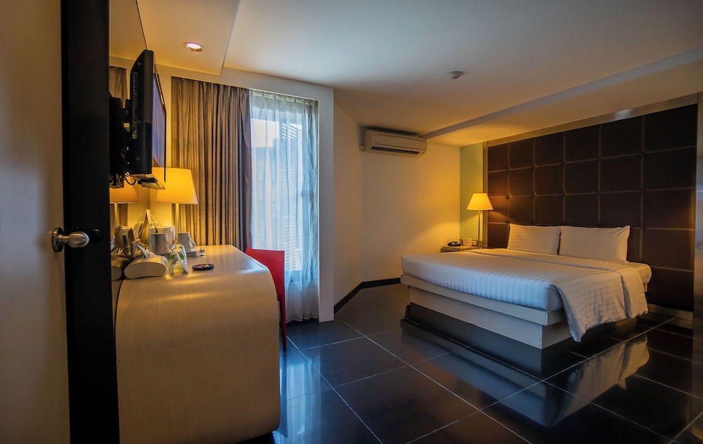 Habitación doble Superior Vista ciudad del hotel Ibis Styles Chiang Mai. Foto 5