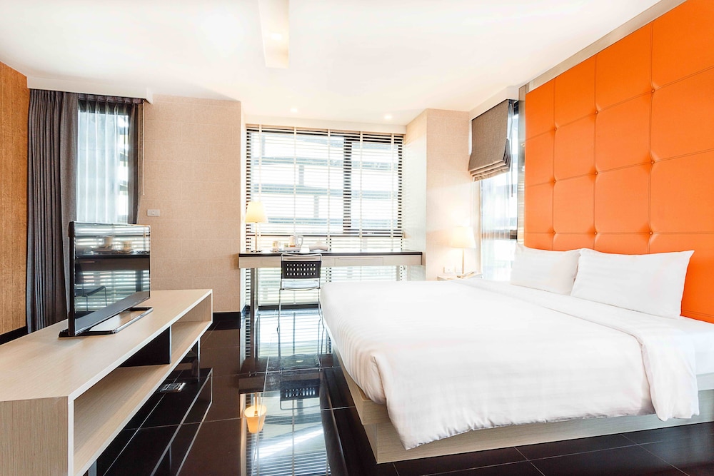 Habitación doble Lujo Vista ciudad del hotel Ibis Styles Chiang Mai. Foto 1
