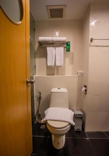 Habitación Familiar del hotel Ibis Styles Chiang Mai. Foto 5