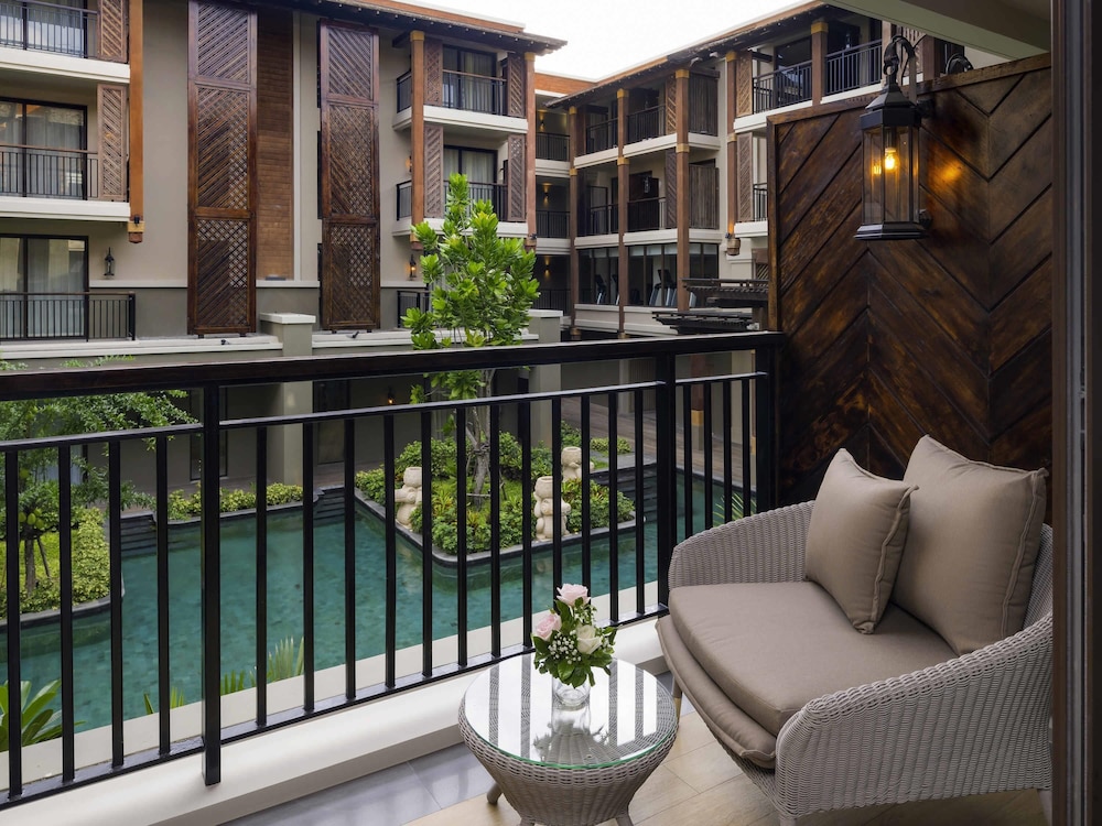Habitación Deluxe con 2 Camas Individuales Vistas a la Piscina Ala Playa del hotel Mercure Samui Chaweng Tana. Foto 1