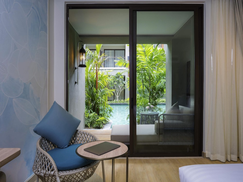 Habitación Deluxe con 1 Cama Doble Acceso a la Piscina Ala Playa del hotel Mercure Samui Chaweng Tana. Foto 4