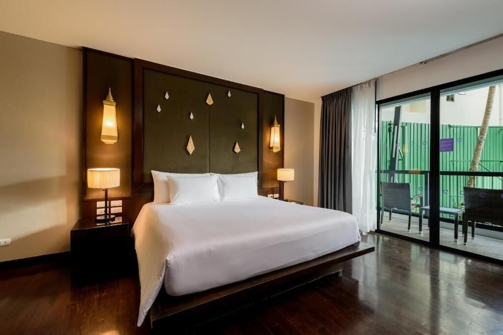 Suite familiar, 1 cama de matrimonio grande, vistas a la piscina del hotel Centara Anda Dhevi Resort and Spa. Foto 3