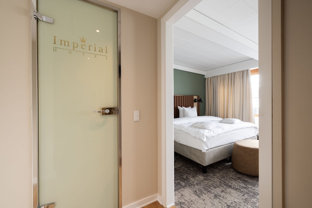 Suite Junior del hotel Imperial. Foto 4